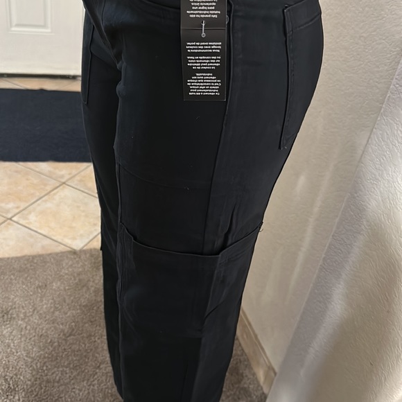 Jeans 🖤 - Picture 5 of 9